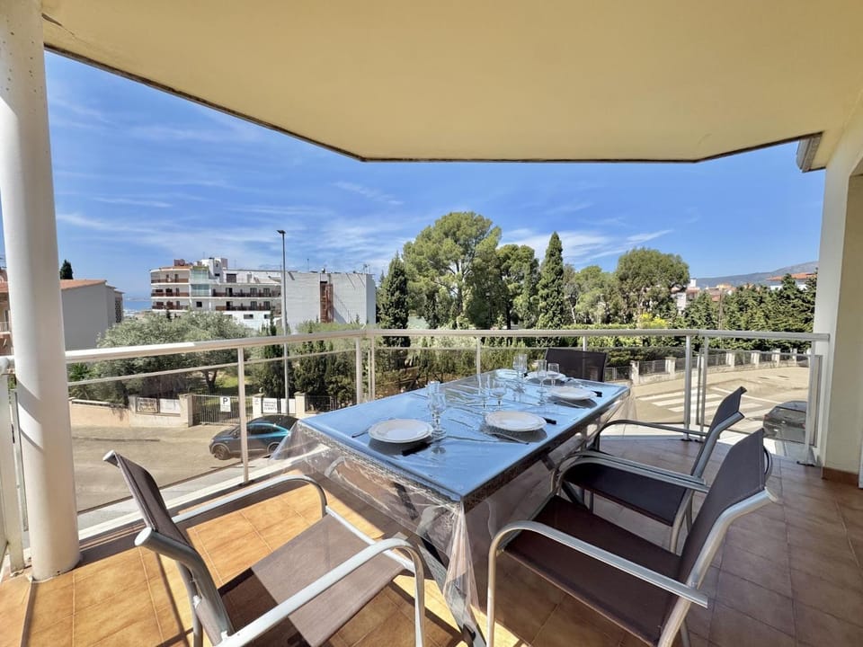 View (from property/room), Balcony/Terrace
