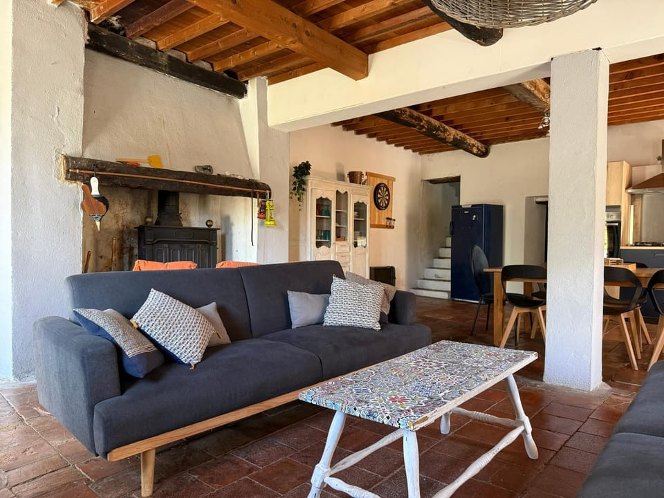 Living room, fireplace