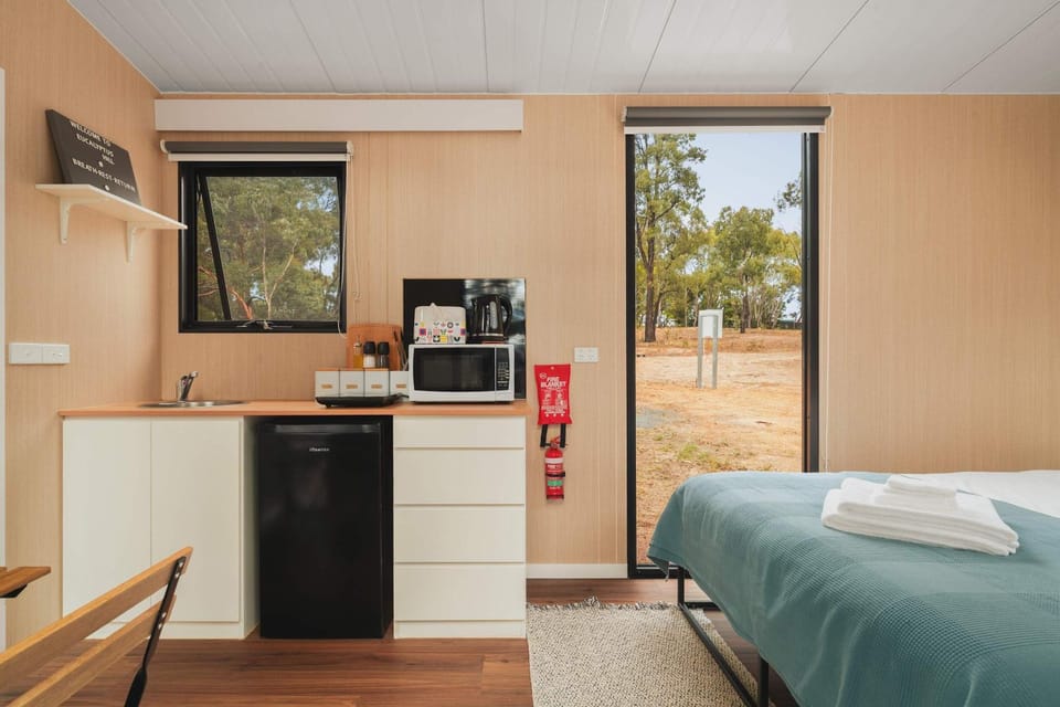 Kiara By Tiny Away House in Stawell