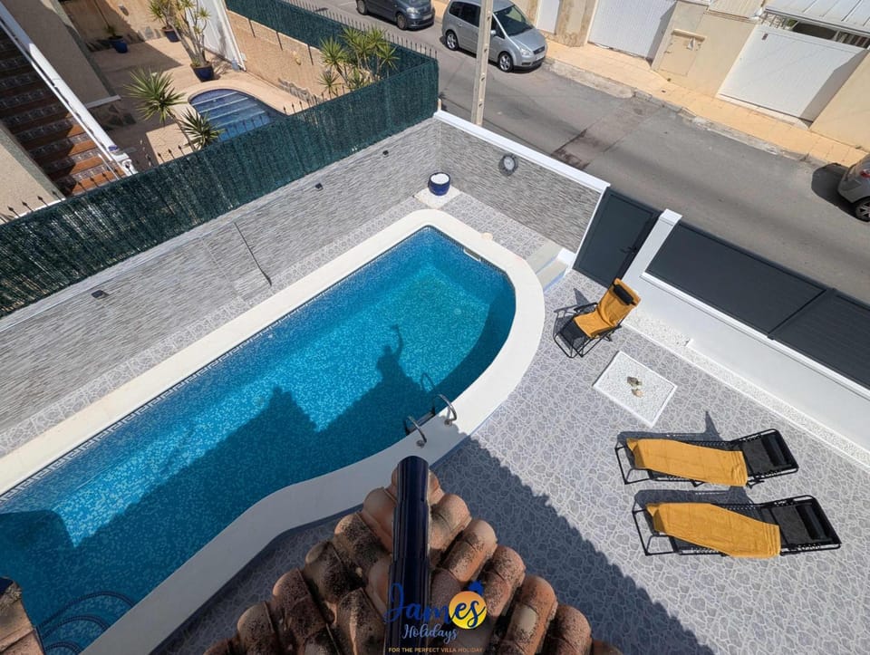 Pool view, Swimming pool, Swimming pool, sunbed