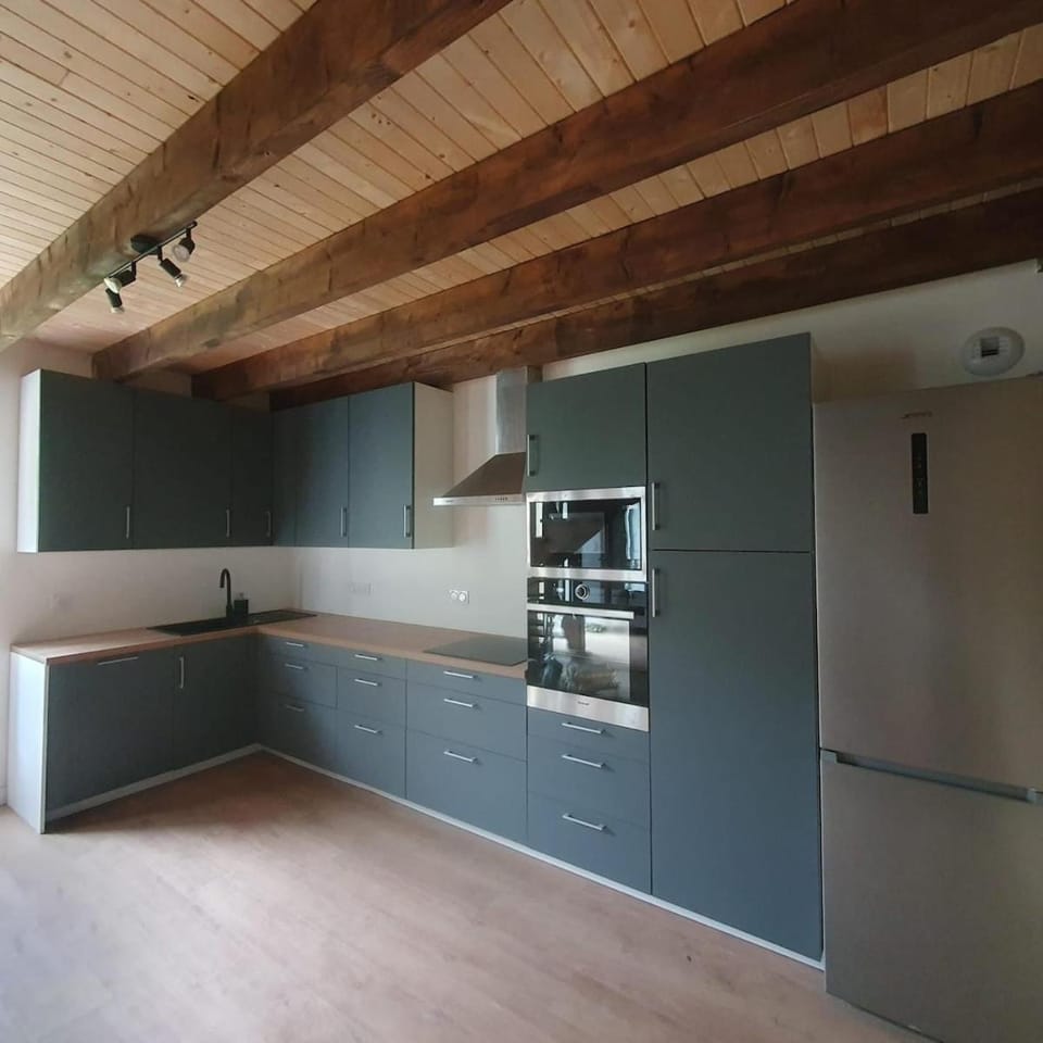 Maison en pierre bretonne avec jardin au calme House in Concarneau