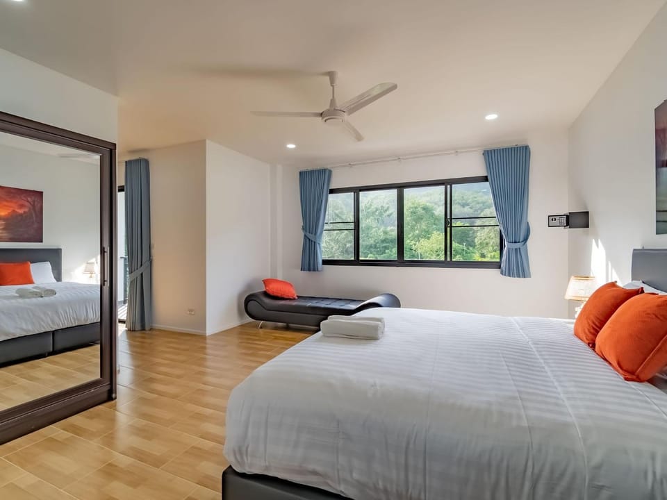 Bed, Bedroom