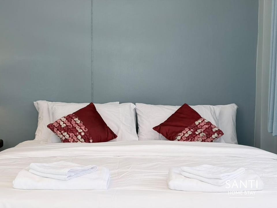 Santi home stay บ้านพักส่วนตัว House in Thailand