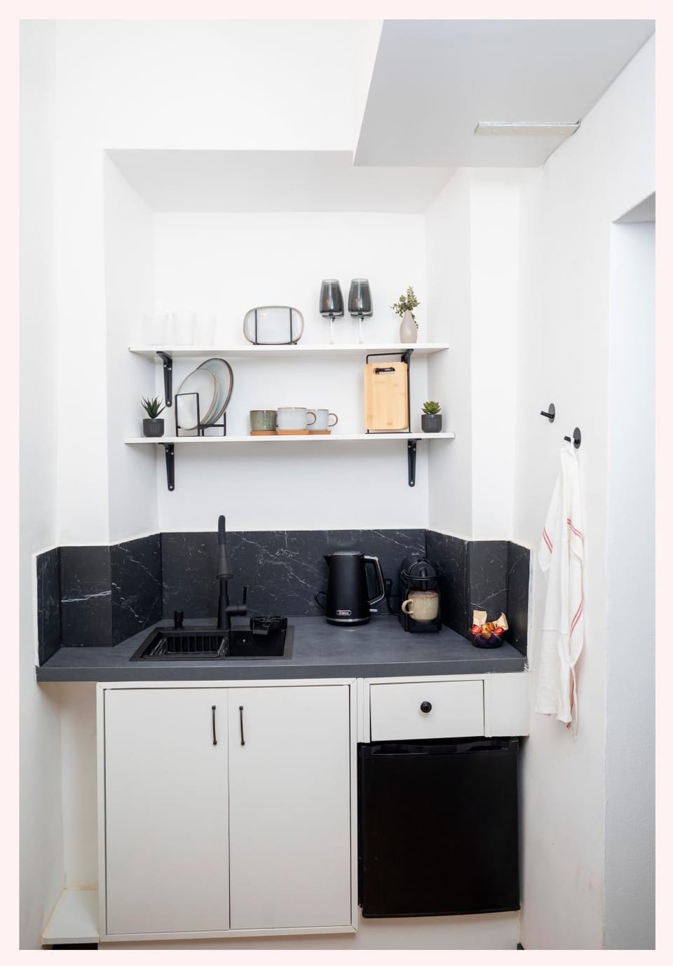 Kitchen or kitchenette, stove
