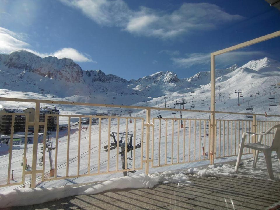 Winter, View (from property/room), Balcony/Terrace, Mountain view