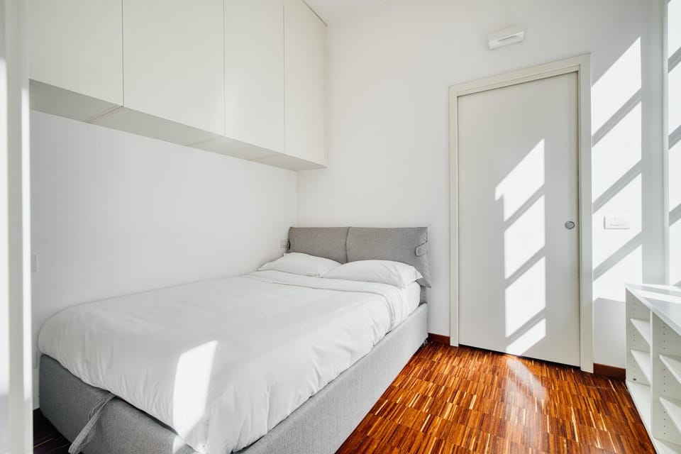 Bed, Photo of the whole room, Bedroom, wardrobe