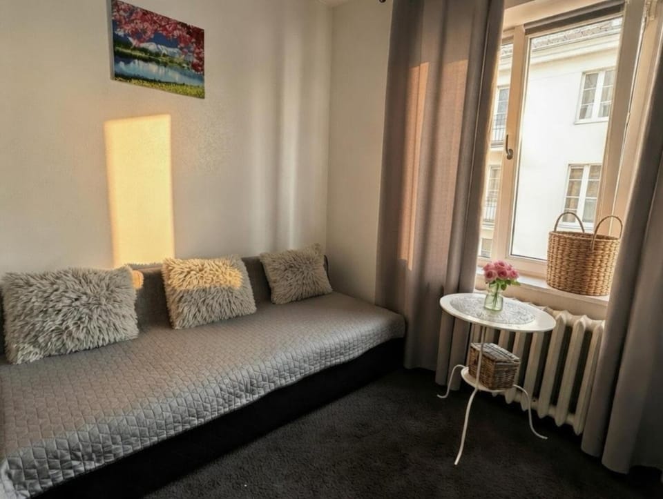 Two-Room Apartment in Powiśle near City Centre Apartment in Warsaw