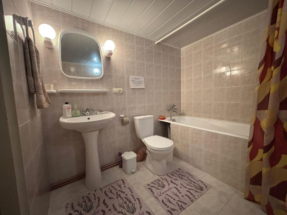 Toilet, Bathroom