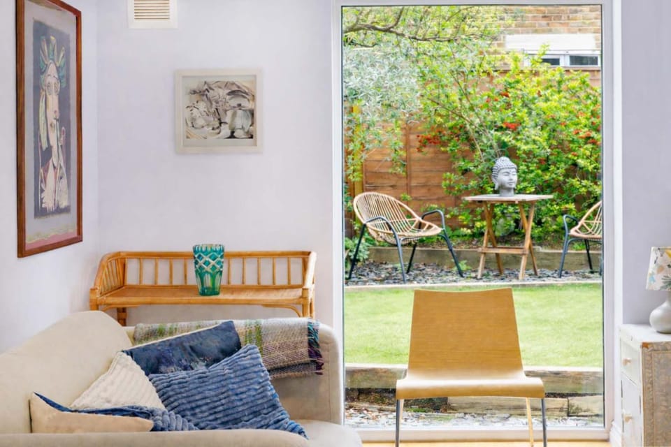 Cosy 1 Bed Flat in the heart of Peckham Apartment in London Borough of Southwark