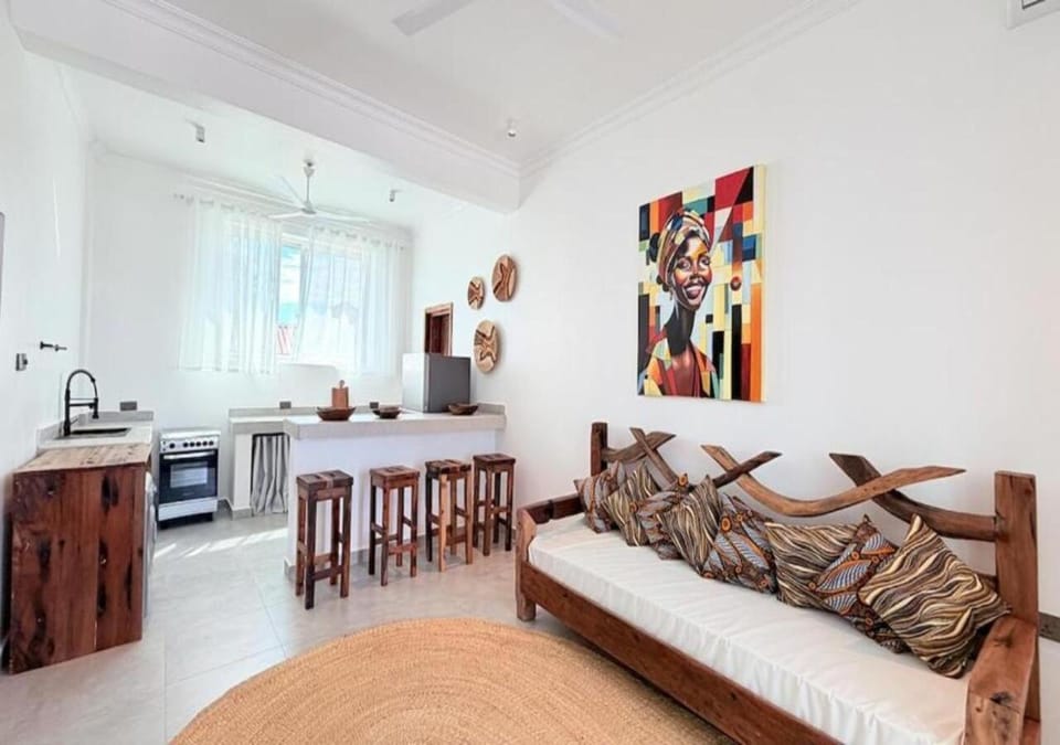Kitchen or kitchenette, Seating area