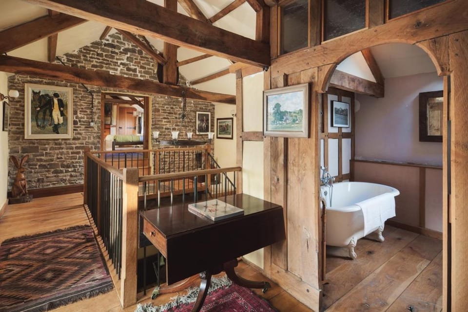 Salvin Lodge a unique barn conversion in Devon House in Mid Devon District
