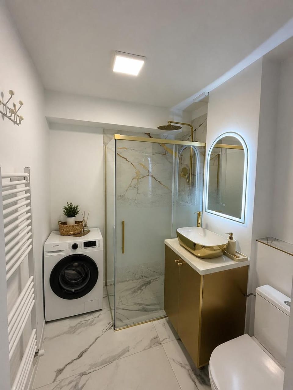Luxury Studio at City Park Mall Apartment in Constanta