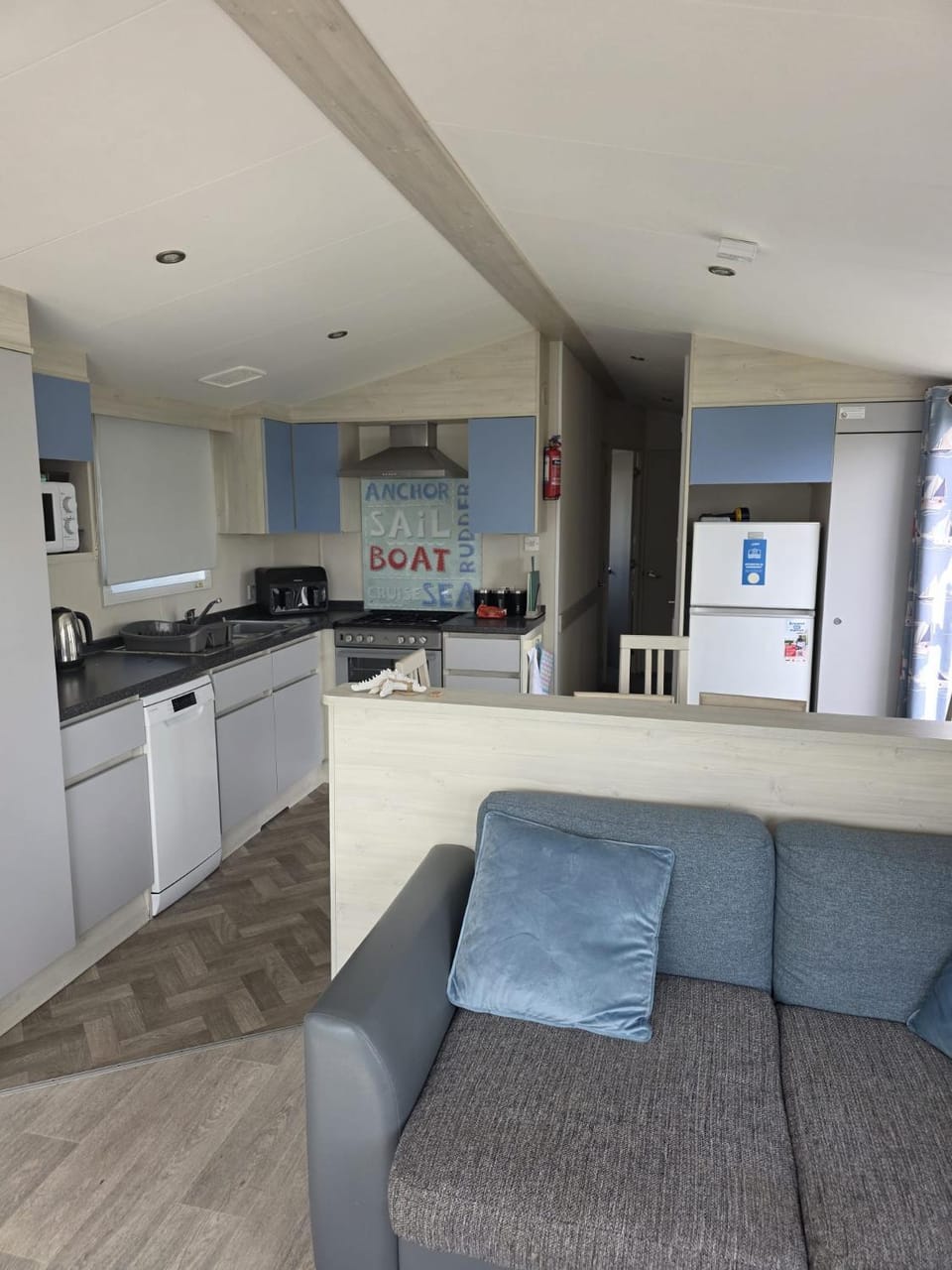 Kitchen or kitchenette, kitchen