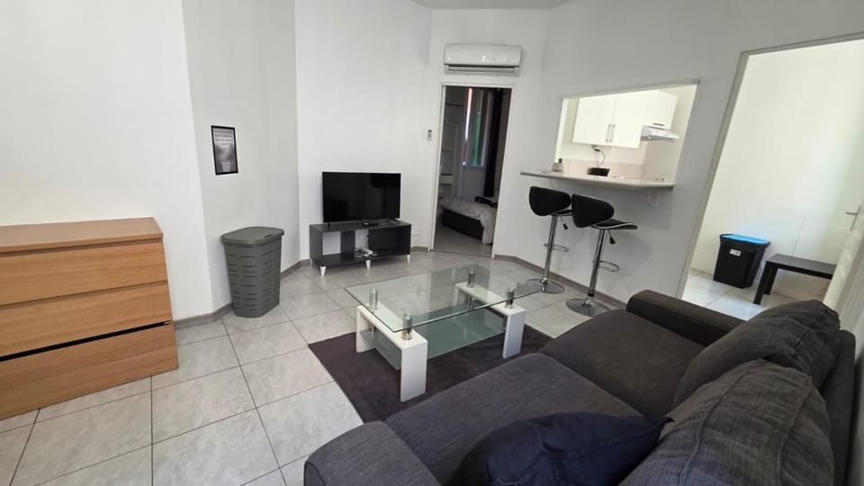 Escale au Centre-ville, Aéroport, Gare TGV Apartment in Marignane