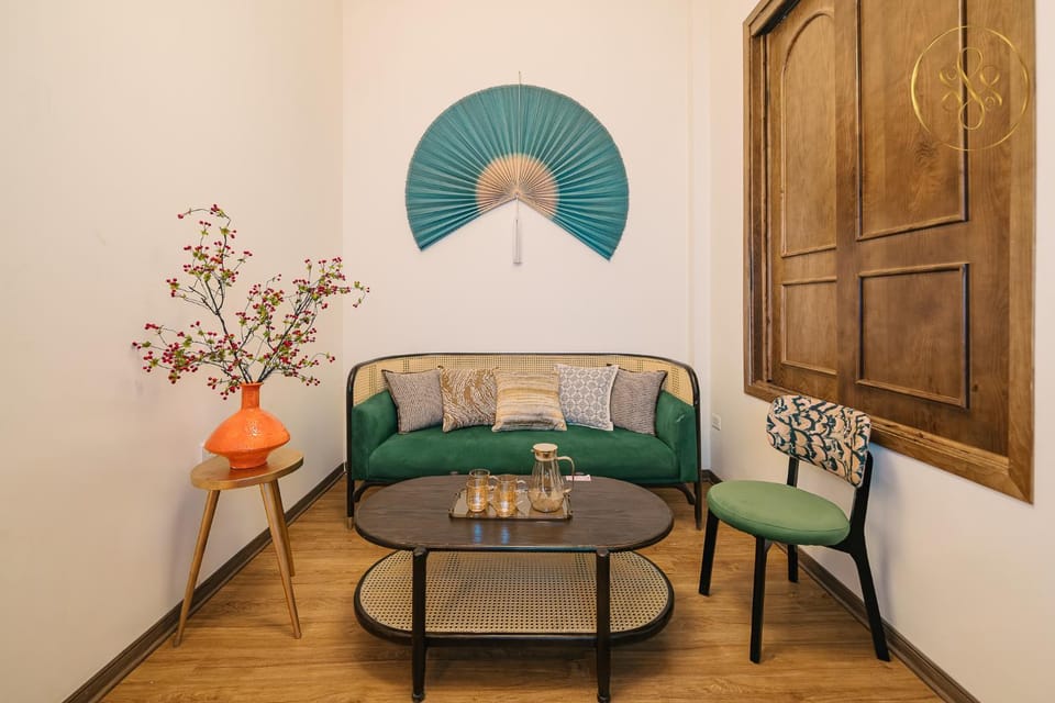 Living room, Seating area