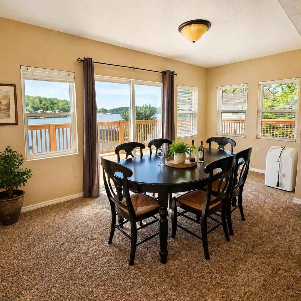 Buccaneer Bay #28 - Beachfront Bliss House in Lake of the Ozarks