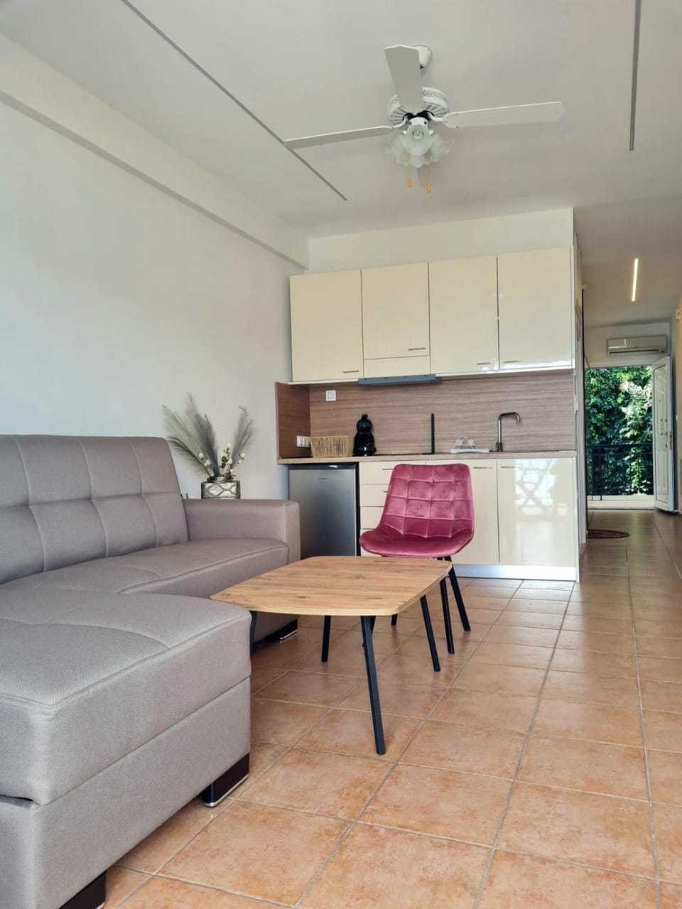 Apartment YANA Apartment in Nea Peramos