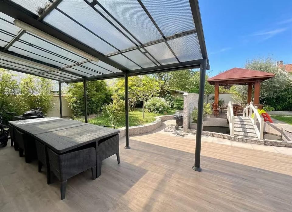 Patio, Garden