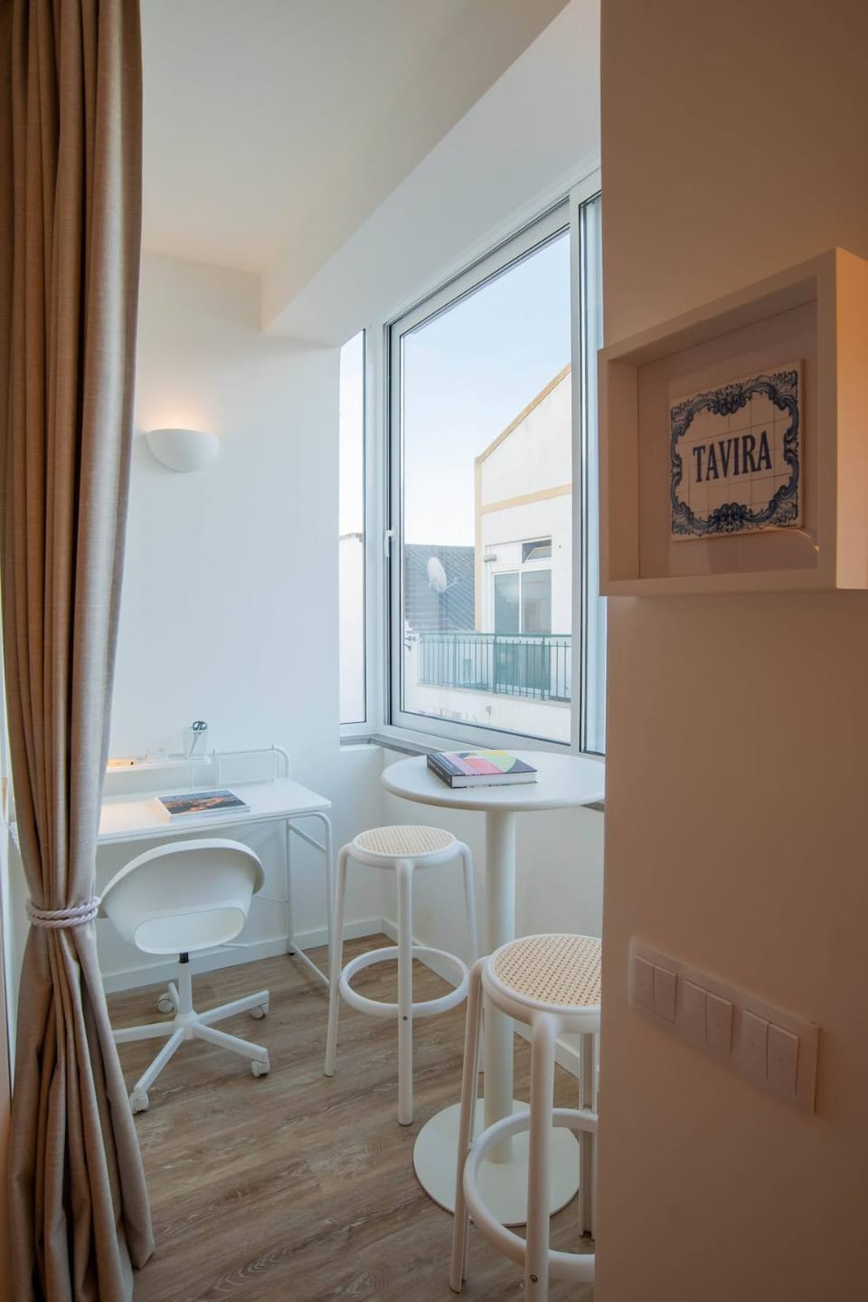 Balcony/Terrace, Seating area, Quiet street view