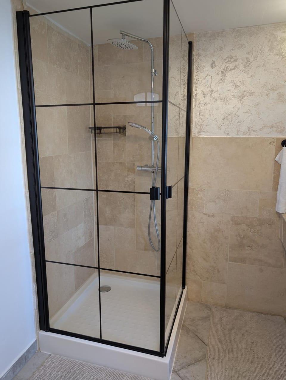 Bathroom, Living room