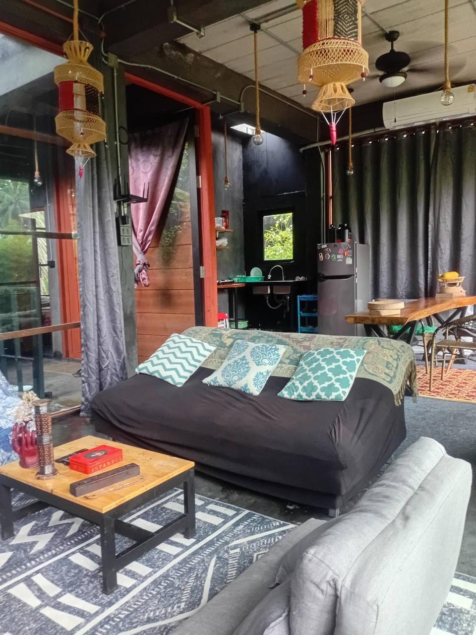 Private Room Crystal Jungle House- King Bed-Private Bathroom - Roof Top Bed and Breakfast in Ko Pha-ngan Sub-district
