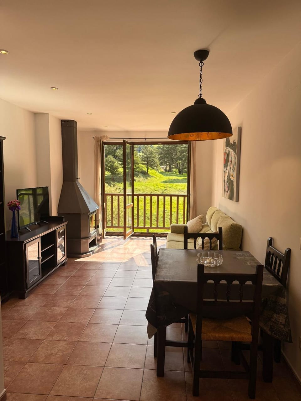 Living room, Dining area
