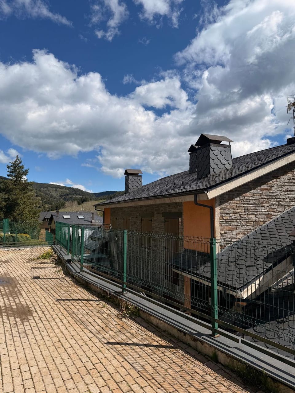 120 La Molina Panoramic views 5 minutes from La Molina Ski Resort Apartment in Cerdanya