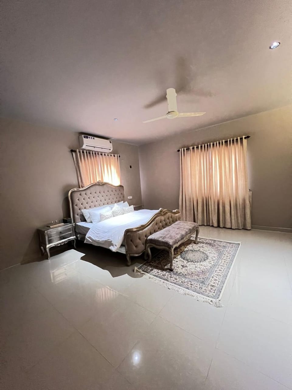 Zone Comforts Bed and Breakfast in Karachi