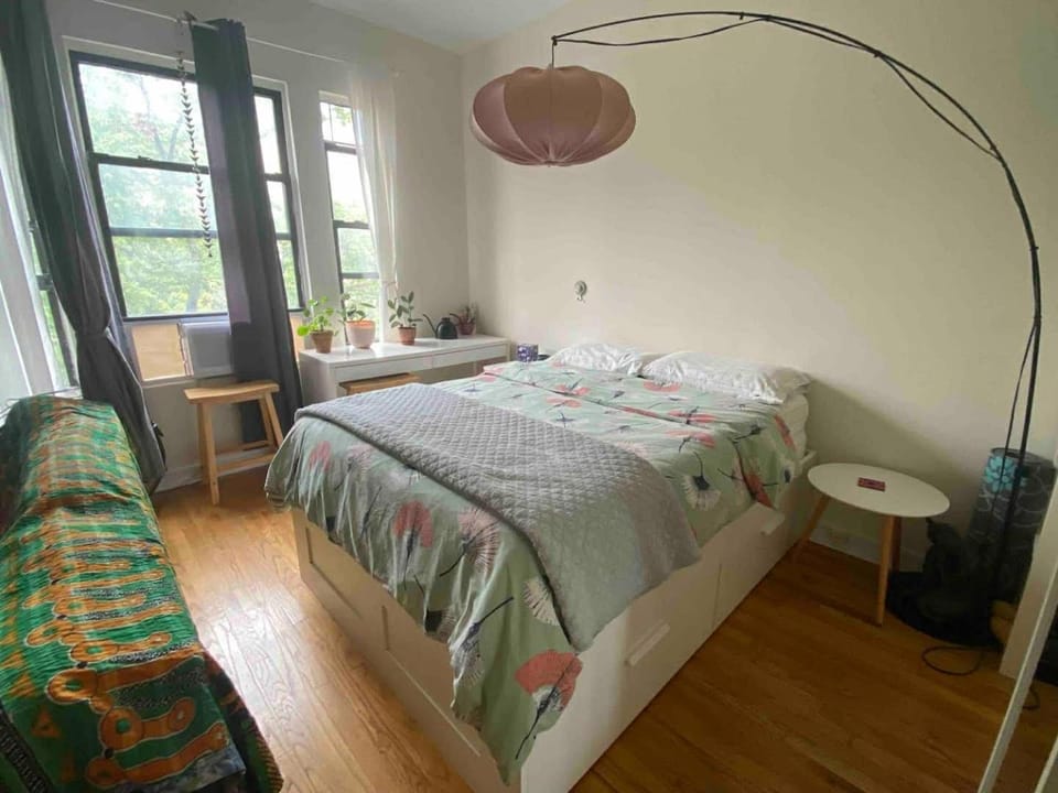 Cozy 2 bedroom apt in Manhattan Apartment in Washington Heights