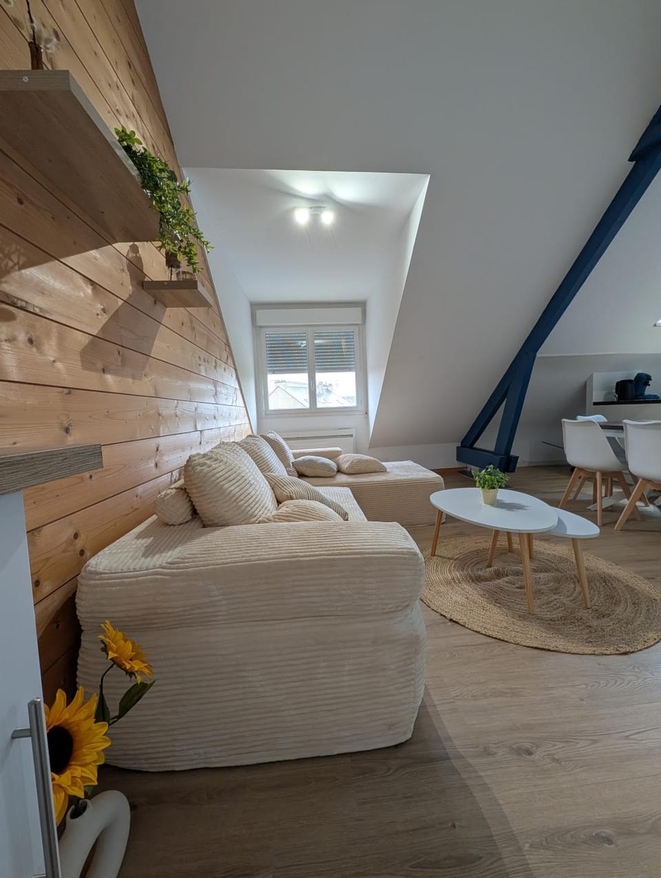 Appartement proche gare 4 chambres - 8 personnes Apartment in Saint-Nazaire