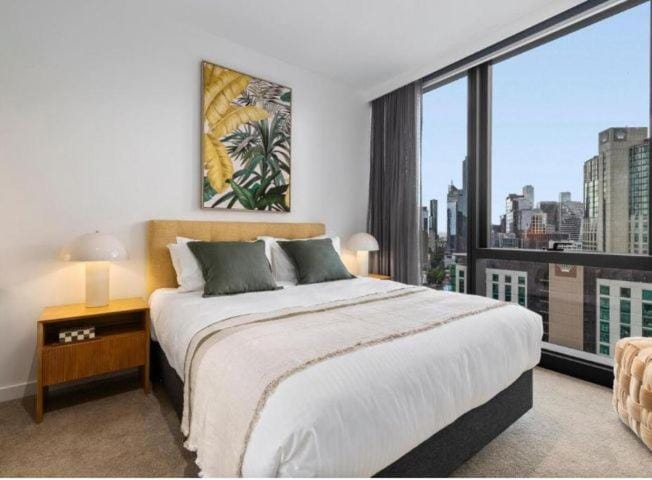 Crown Royal Gallery Apartment in Southbank