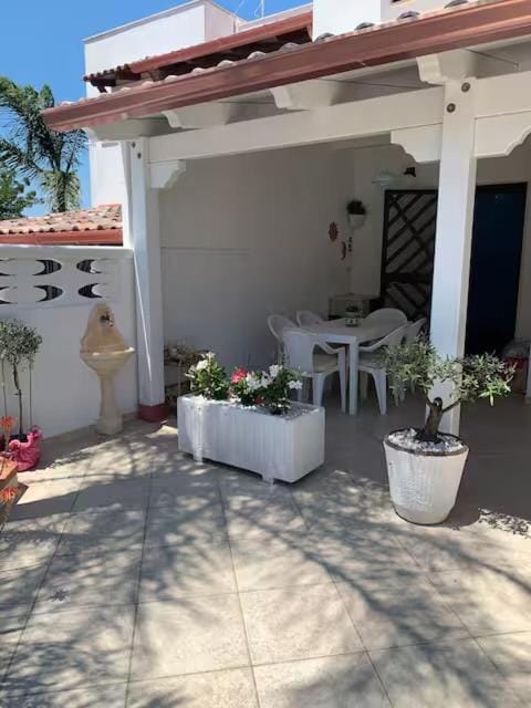 Villa Isabel House in Province of Taranto