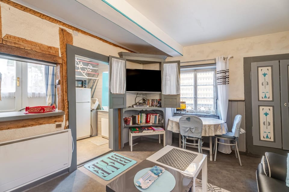 Gite La Saboterie 1609 House in Grand Est