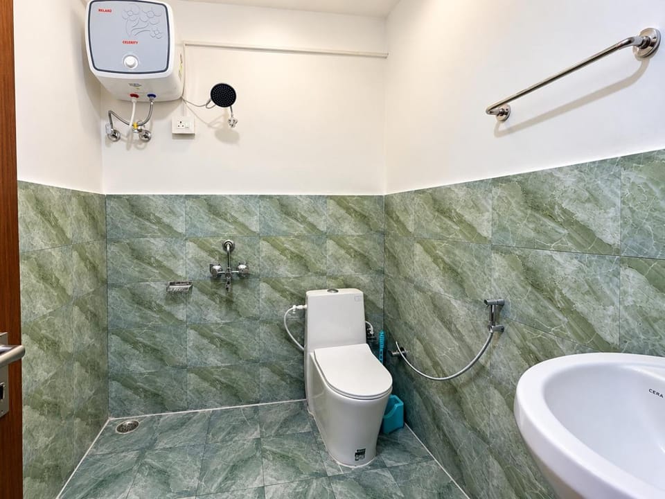 Toilet, Bathroom