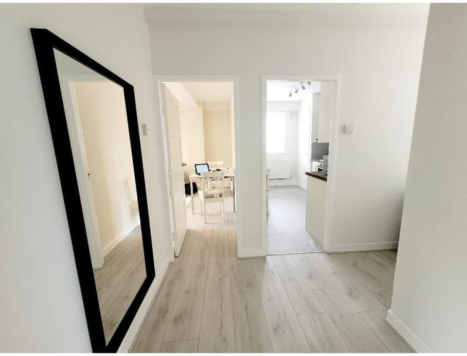 Paddington Central Spacious 2 bedroom Apartment in City of Westminster
