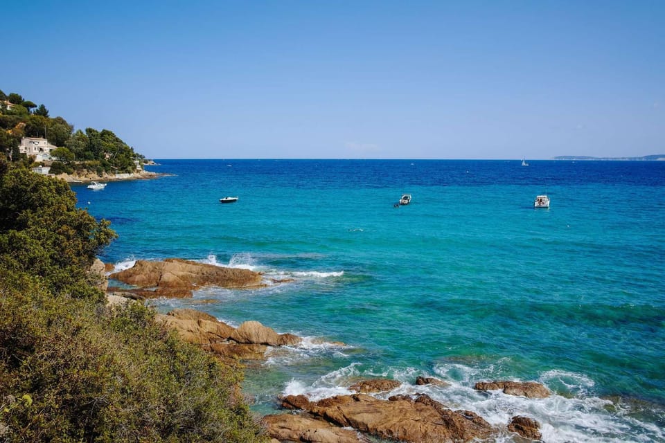 Nearby landmark, Day, Natural landscape, Beach, Sea view