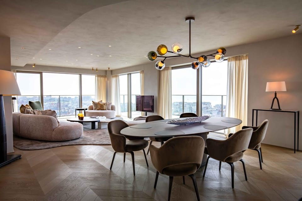 TV and multimedia, Living room, Seating area, Dining area