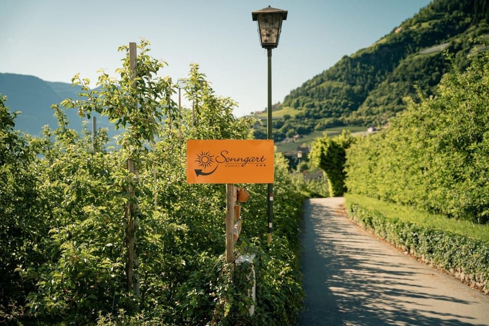 Residence Sonngart Bed and Breakfast in Algund
