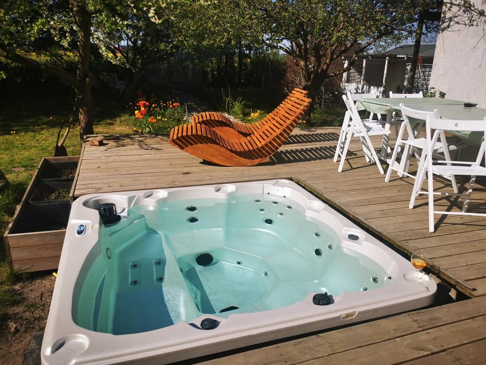 Hot Tub