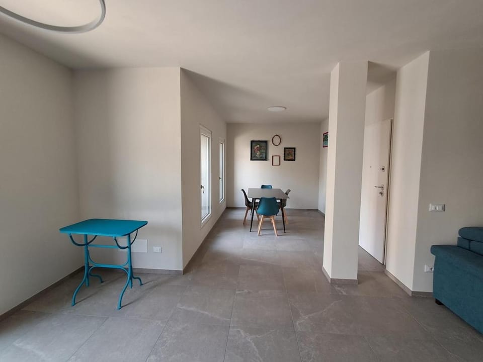 Elilara Trilocale a Sulzano con posto auto vicino al porto Apartment in Sulzano