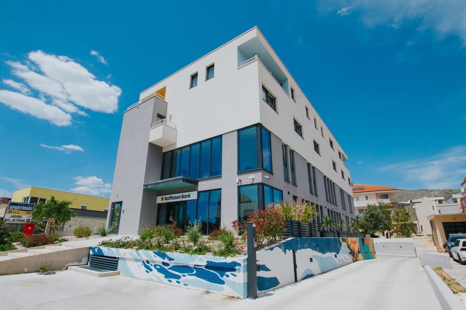 Property building, Day