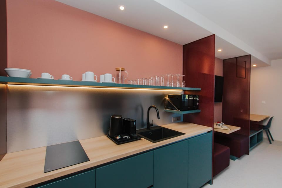 Coffee/tea facilities, Kitchen or kitchenette