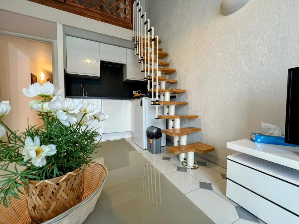 TV and multimedia, Kitchen or kitchenette