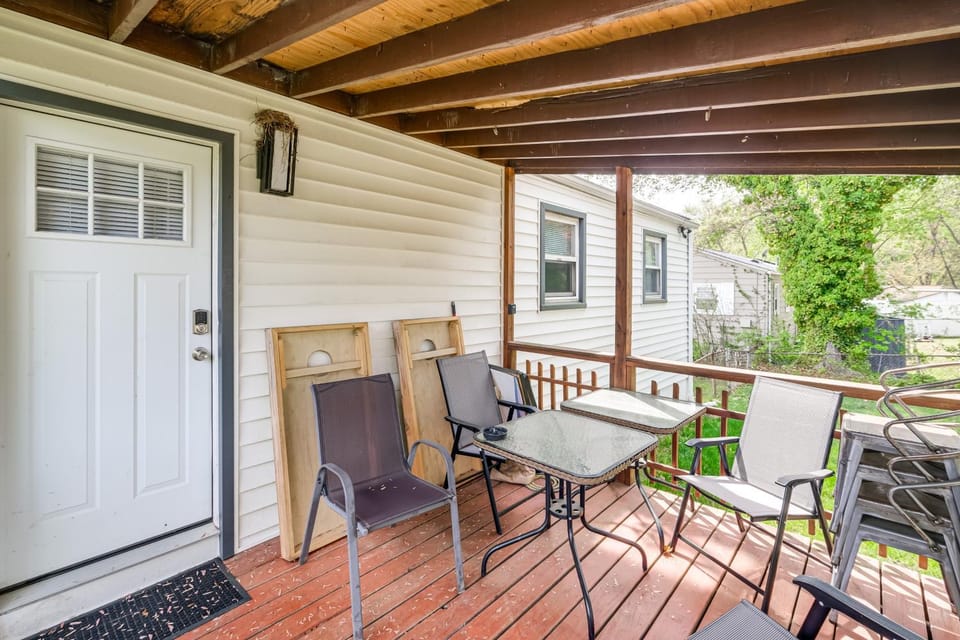 Football Games & DC Sights! District Heights Home House in Prince Georges County