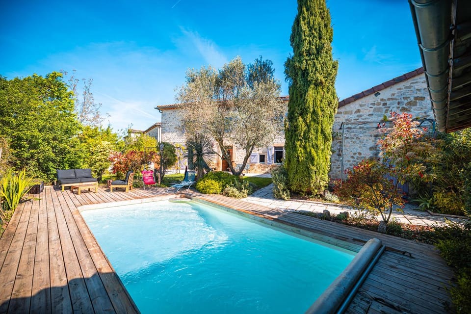 Garden, Swimming pool, Swimming pool, sunbed