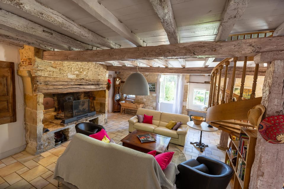 Living room, fireplace