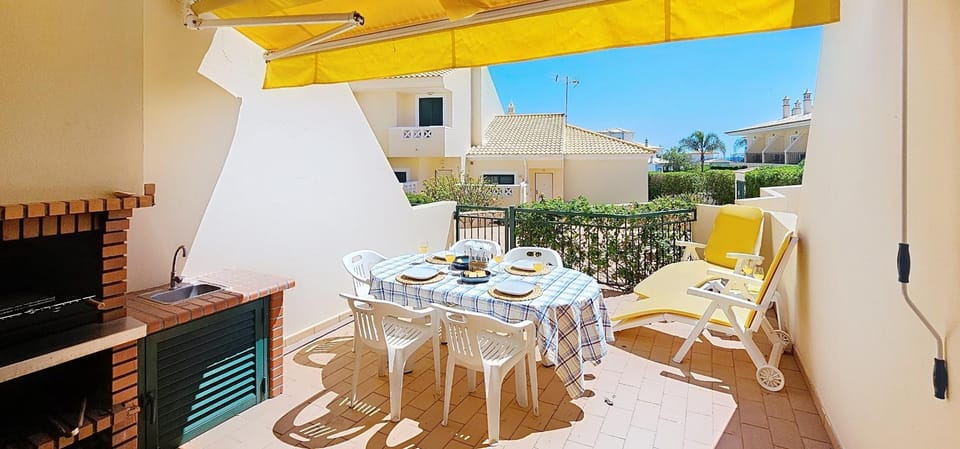 Day, Balcony/Terrace, Dining area, sunbed