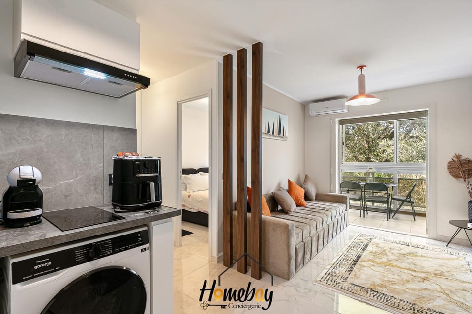 Living room, Dining area, stove, washing machine