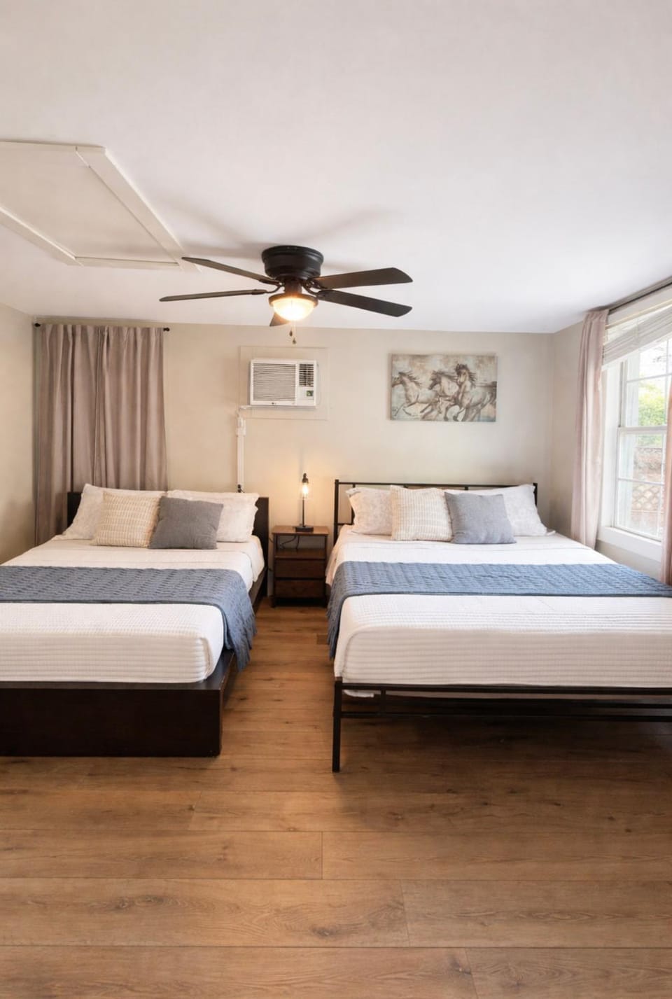 Western Studio Apartment in Harris County