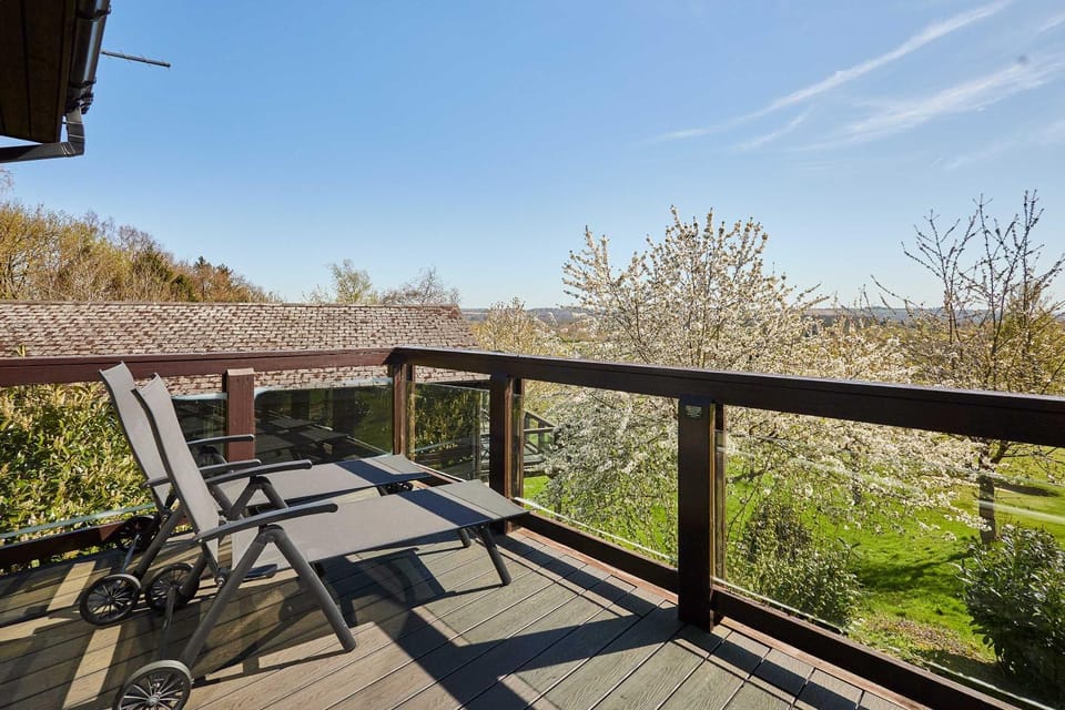 View (from property/room), Balcony/Terrace, Seating area